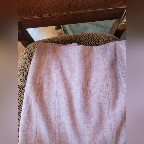 Talbots Pink Tweed Pencil Skirt Pleated Hem Size 10 - Picture 4 of 5